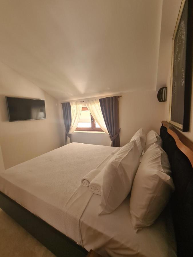 Waikiki Apartments Tivat Zewnętrze zdjęcie