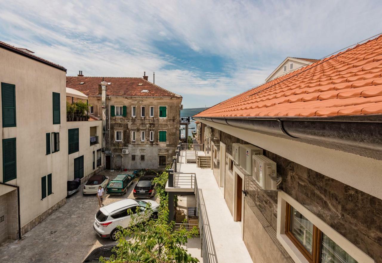 Waikiki Apartments Tivat Zewnętrze zdjęcie