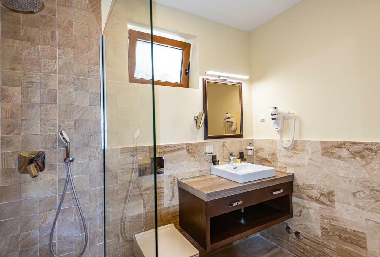 Waikiki Apartments Tivat Zewnętrze zdjęcie