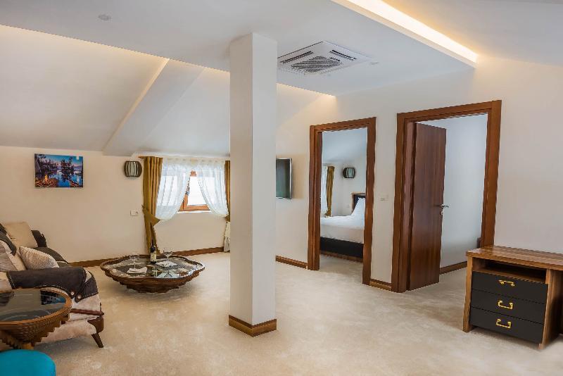 Waikiki Apartments Tivat Zewnętrze zdjęcie