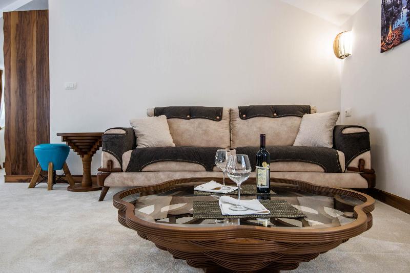 Waikiki Apartments Tivat Zewnętrze zdjęcie
